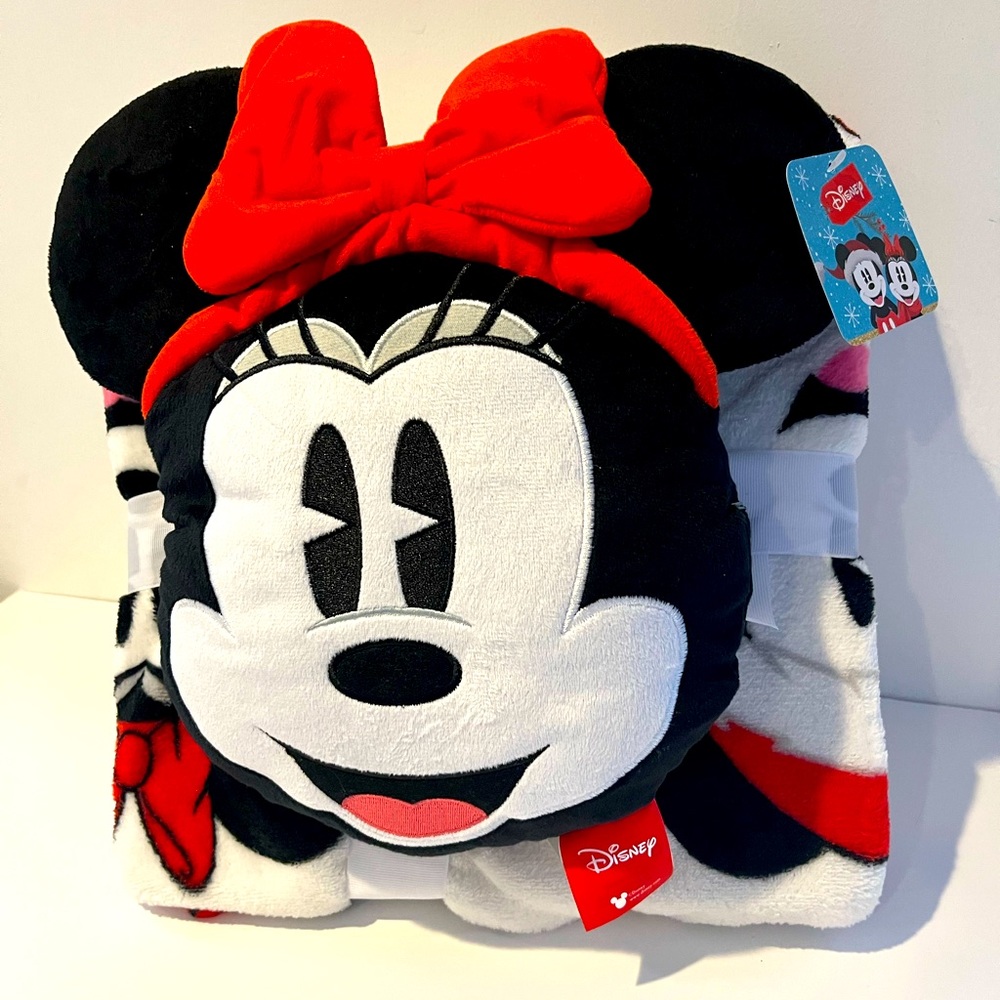 DISNEY Minnie Mouse NOGGINZ PILLOW-TRAVEL BLANKET SET